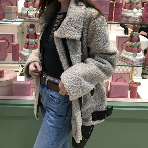 Beige teddy bear jacket - Picture 7 of 7